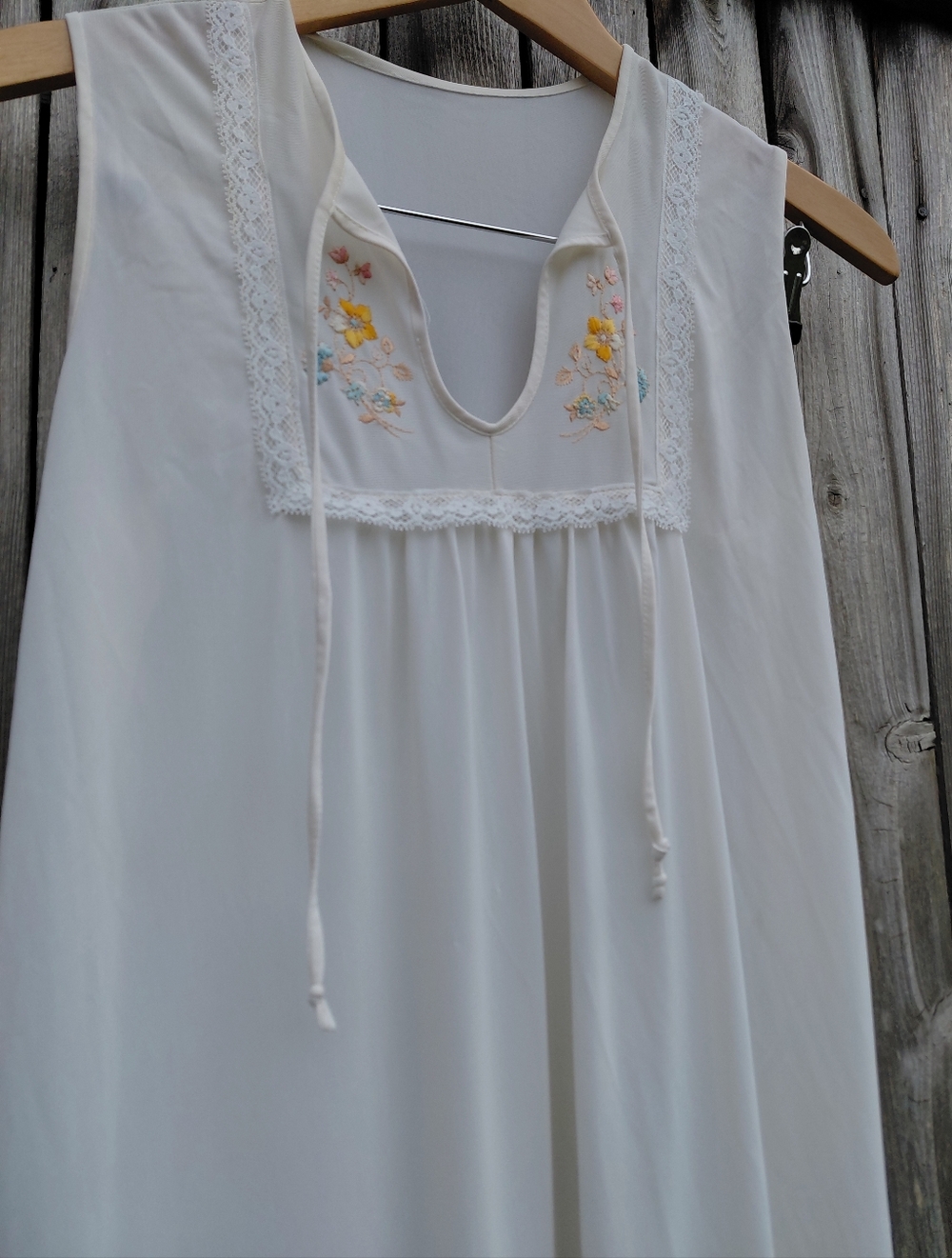 Vintage 60s long white embroidered & lace semi sheer maxi nightgown Womens M - Picture 8 of 8